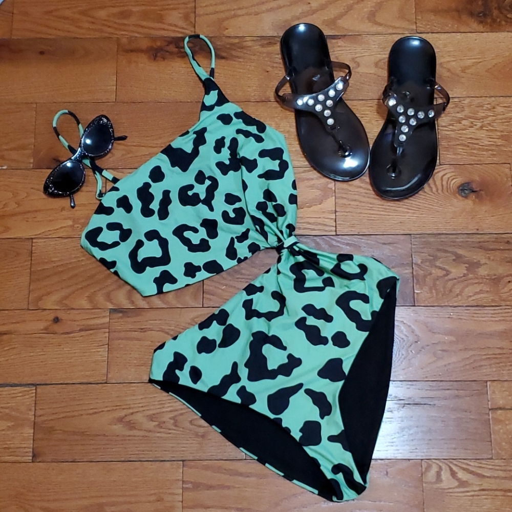 💚Beach Riot Leopard Print One Piece - Picture 2 of 9